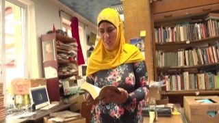 Bookstore owner fucks a happy muslim milf